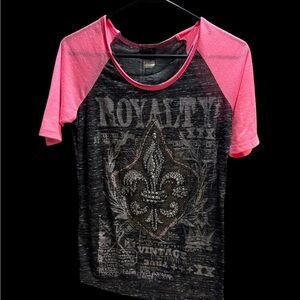 Daytrip Pink and Black Graphic Tee